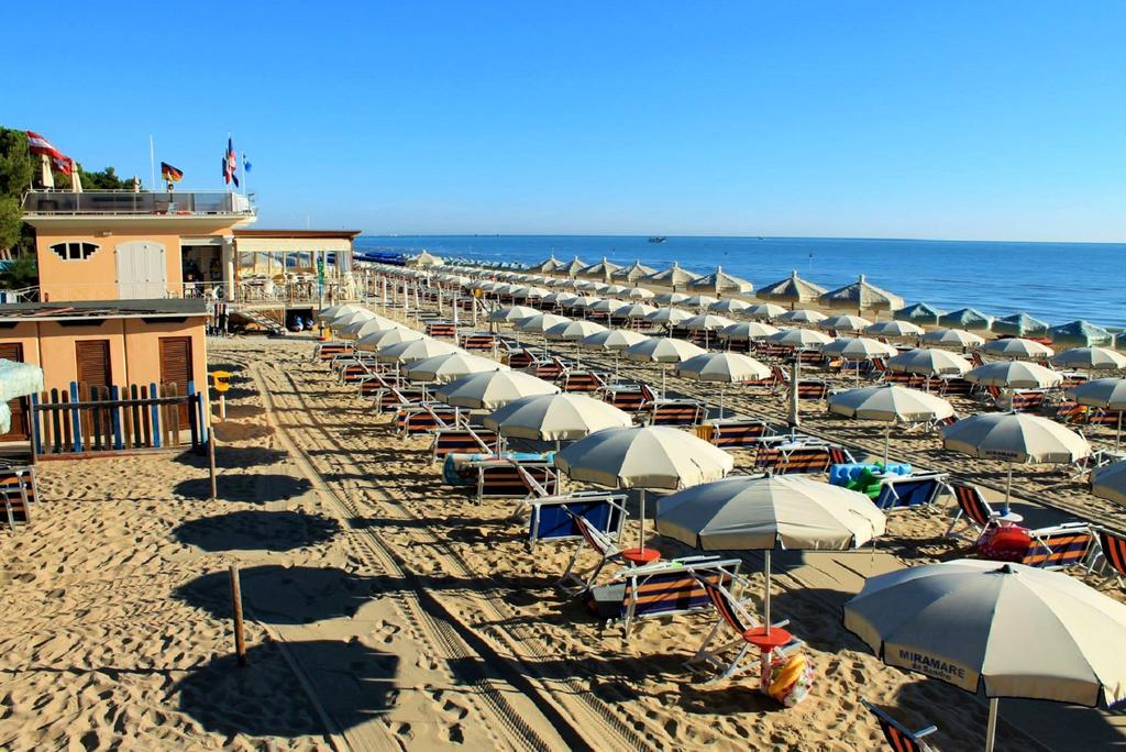 Le Palme 2 Pineto Vacanza Экстерьер фото
